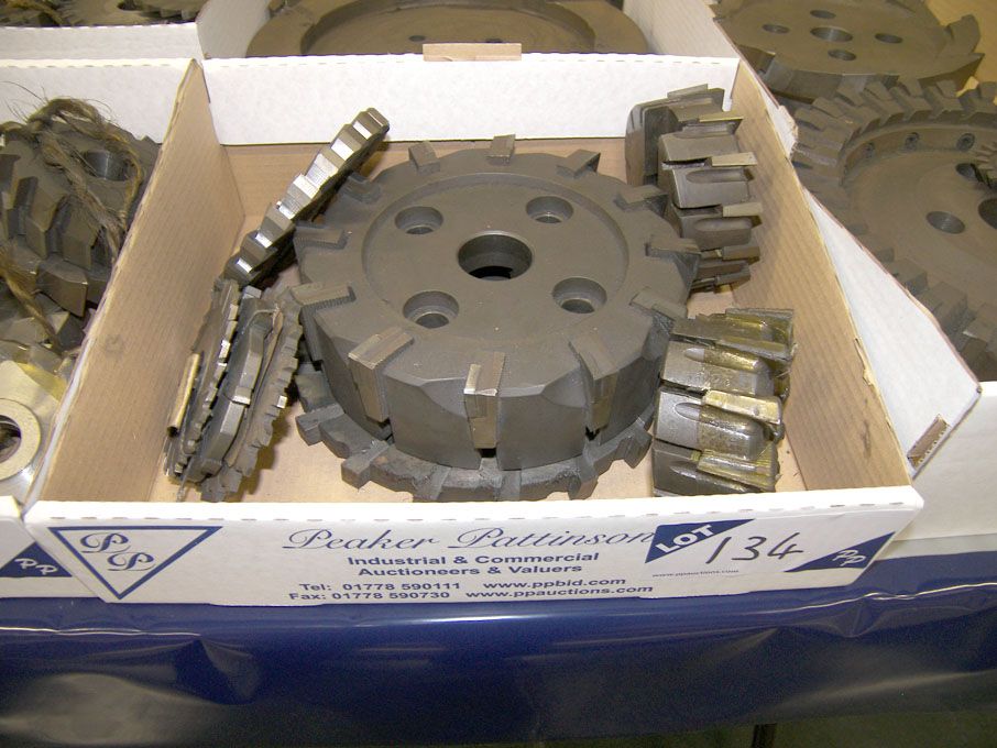 Qty HSS side & face milling cutters to 9" approx