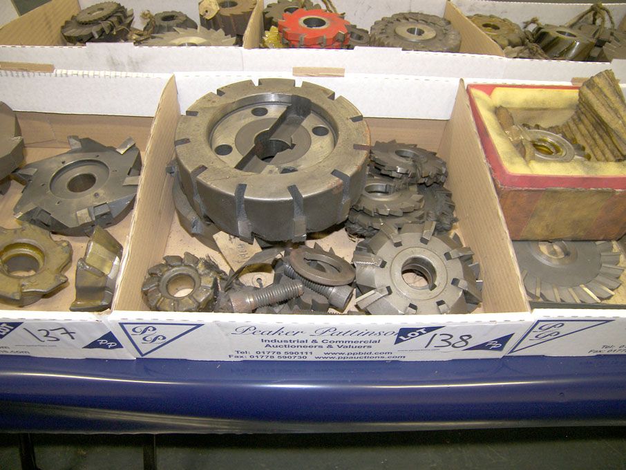 Qty HSS side & face milling cutters to 8" approx