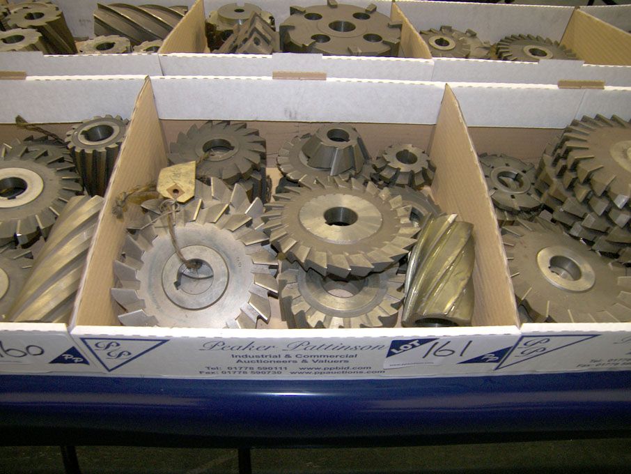 Qty HSS side & face milling cutters to 6" approx