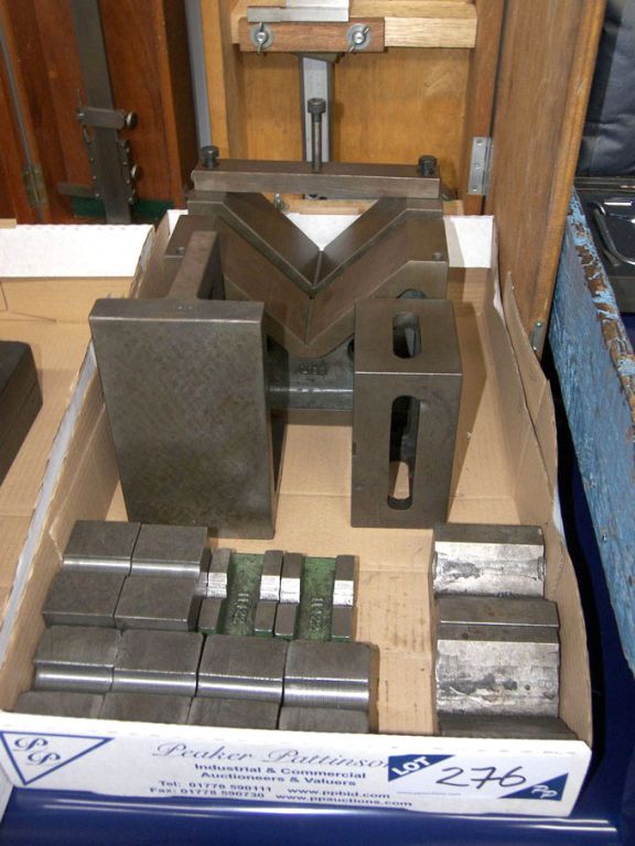 Qty various CI cubes, Vee blocks etc