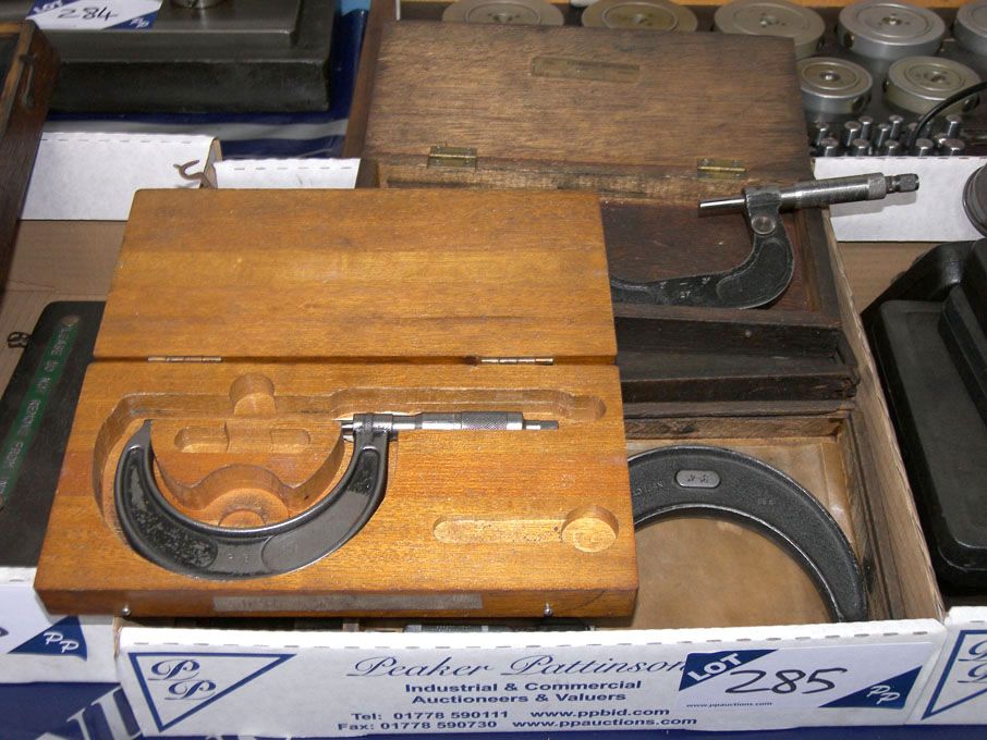 Qty Starrett, Moore & Wright etc micrometers to 6-...