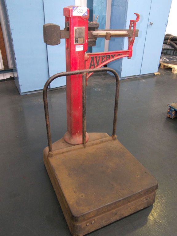 Avery 3205ADA platform scales, 5CWT