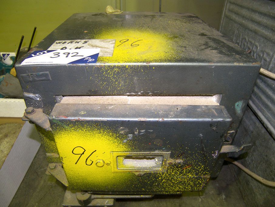 170x100x150mm electric furnace, max temp 900degC,...