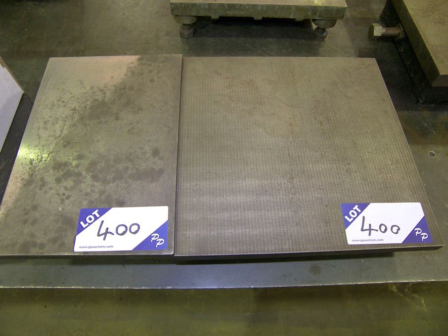 300x200mm & 300x300mm CI surface plates