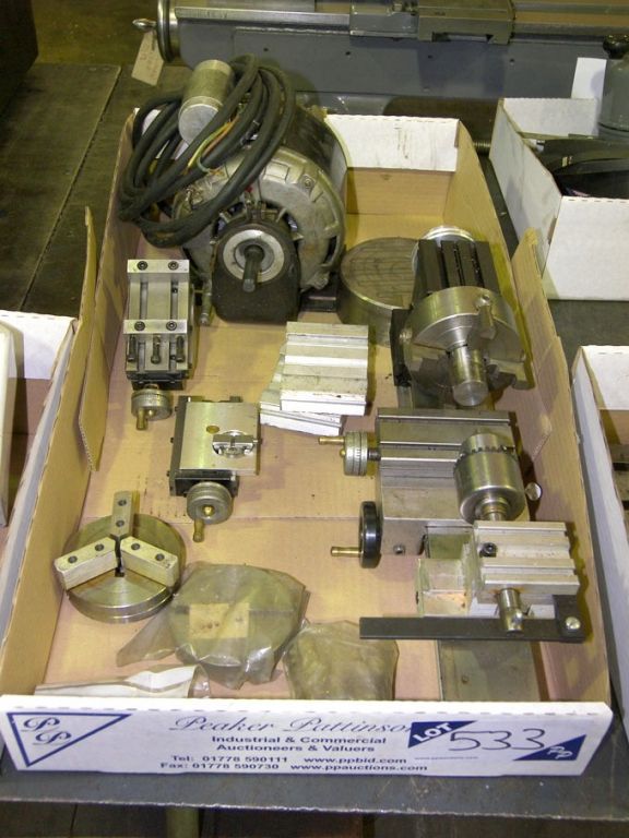Bench type model makers lathe, 50mm CH x 200mm b.c...
