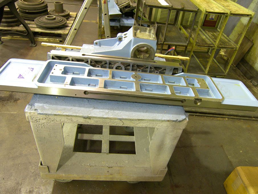 Qty Myford grinder spares inc: beds, tool heads et...