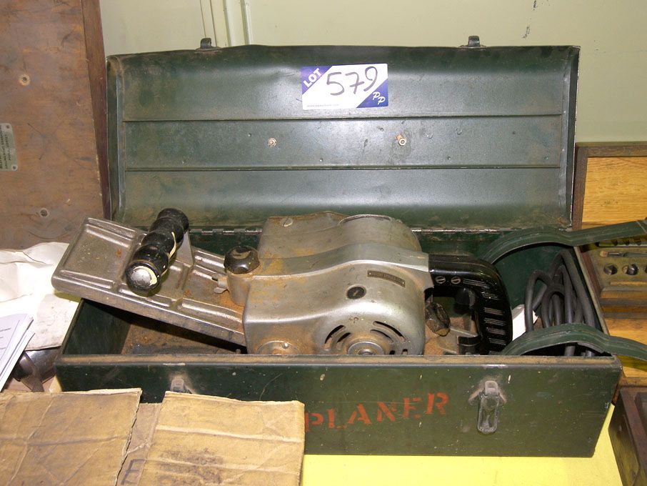 Tarplaner 240v wood planer in case