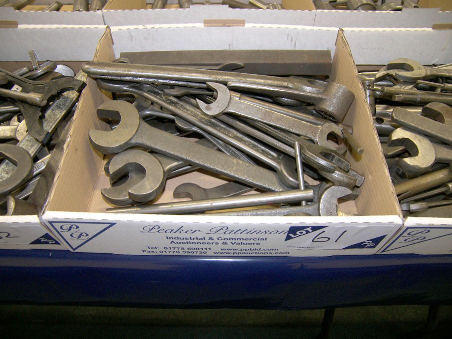 Qty various size spanners etc as lotted