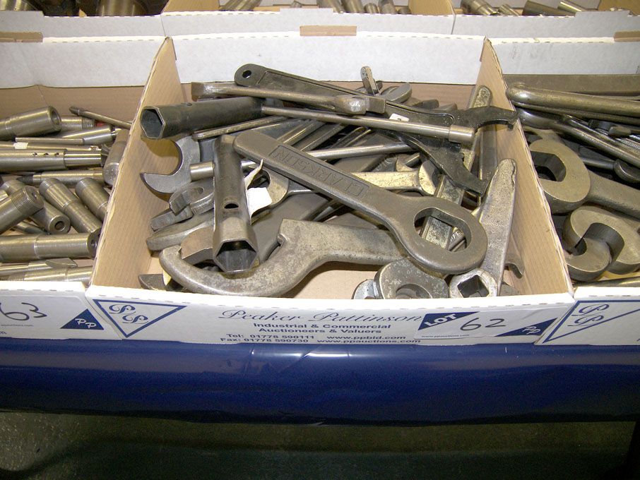 Qty various size spanners etc as lotted