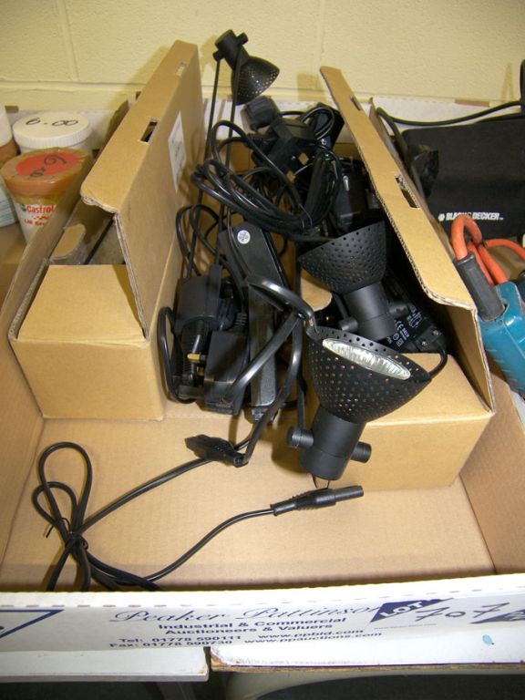 Qty 12v halogen table lights