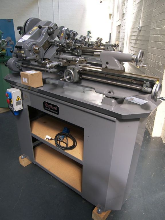 Myford Super 7 long bed lathe on cabinet base, 25-...