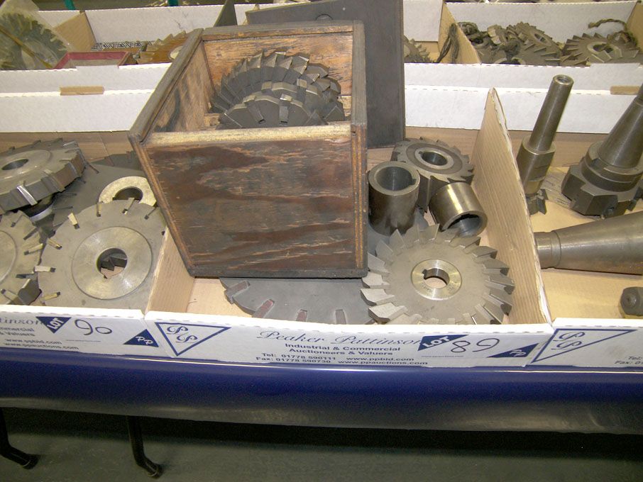 Qty HSS side & face milling cutters to 10" approx