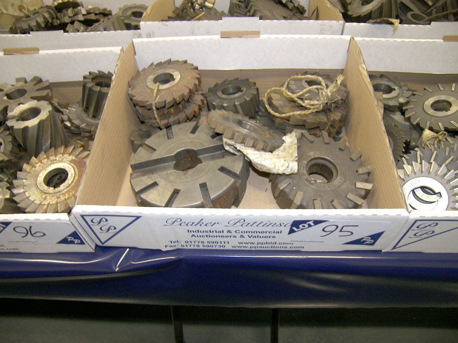 Qty HSS side & face milling cutters to 6" approx