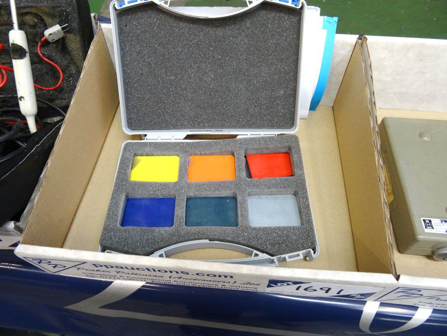 Satra rubber reference blocks in case