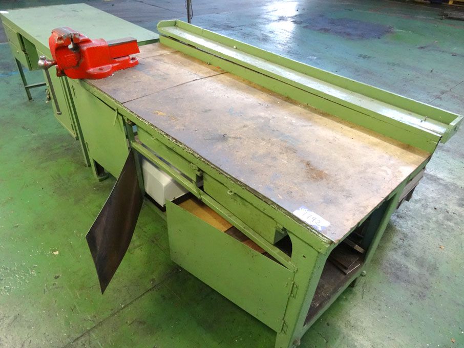 1850x850mm metal frame workbench with Record bench...