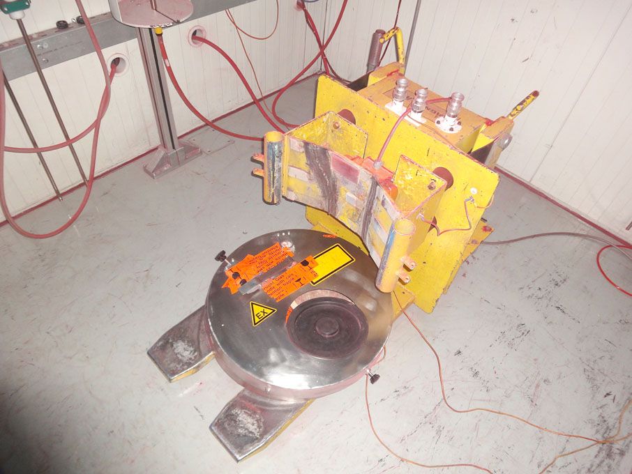 Wagner Itep barrel vibratory truck with filling st...