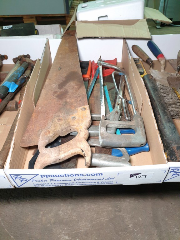 Qty various hand saws inc: wood saws, hacksaws - L...