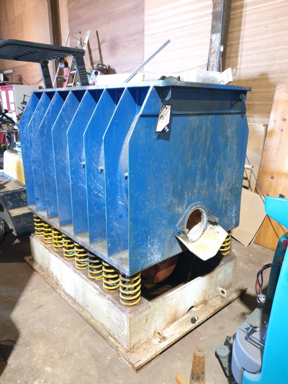 Walther Trowal VN1200 vibratory drum, 3 section, 6...