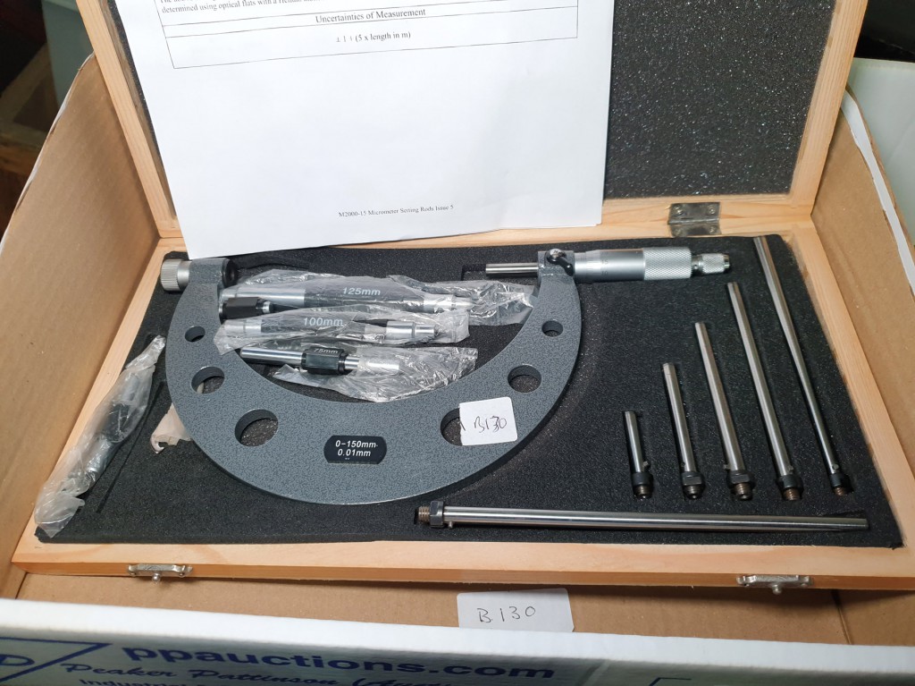 Metric external micrometer set in case (B130) - Lo...