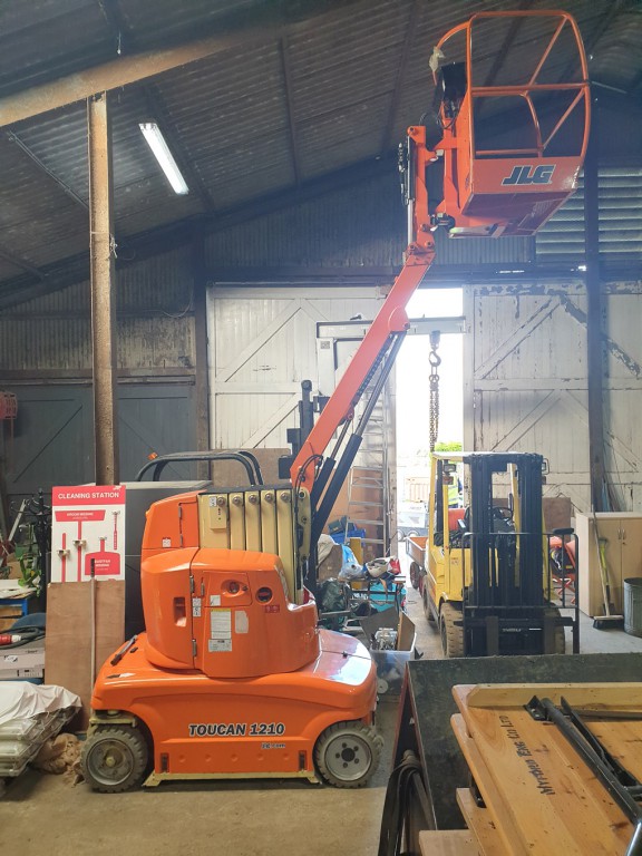 JLG Toucan 1210 electric cherry picker, 187hrs, 12...