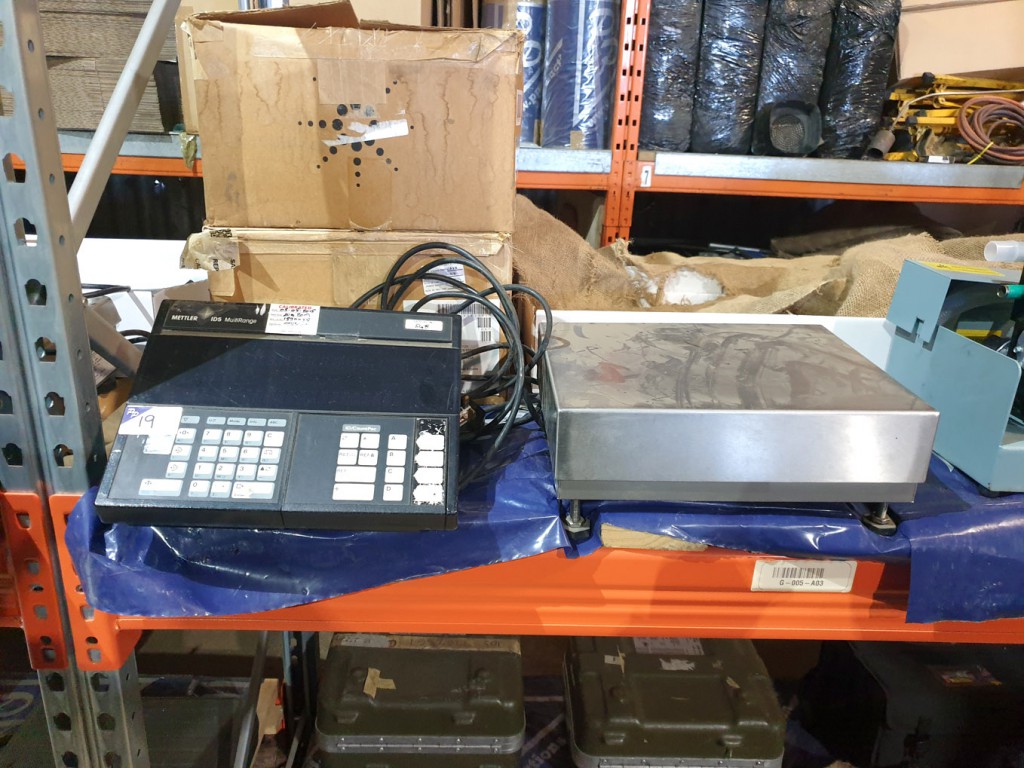 Mettler ID5 multirange digital scales - Lot Locate...