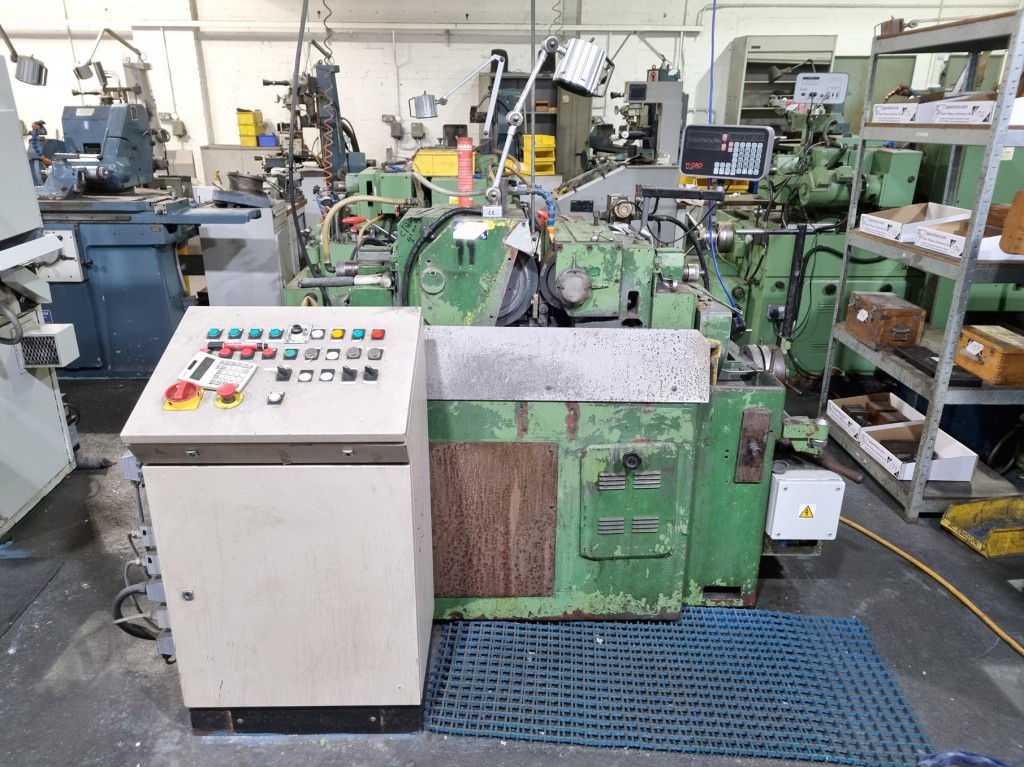 GP centreless grinder, 14” dia x 4” wide wheel, M-...
