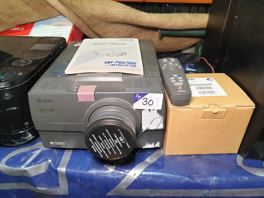 Epson EMP-7100 projector - Lot Located at: PP Sale...