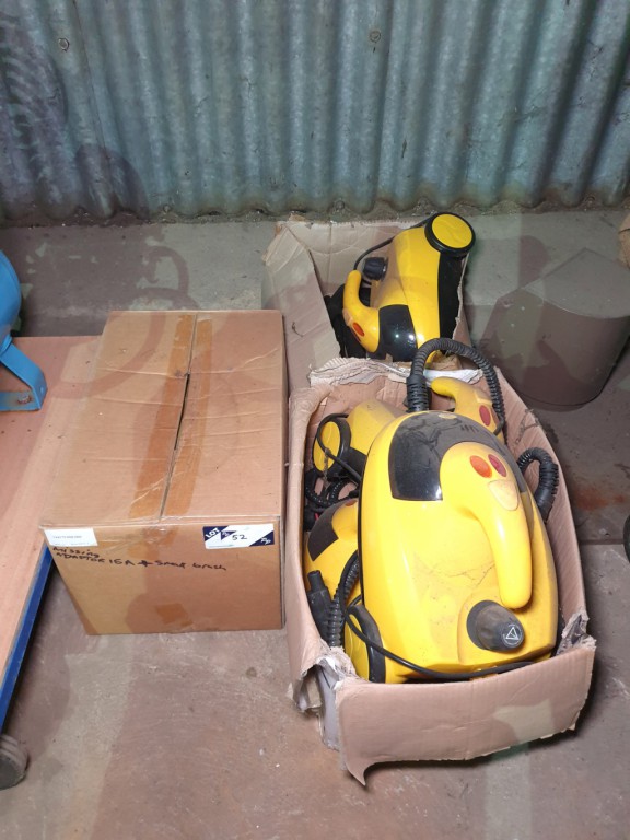 5x Ideal Sourcing 8902 steam cleaners (spares or r...