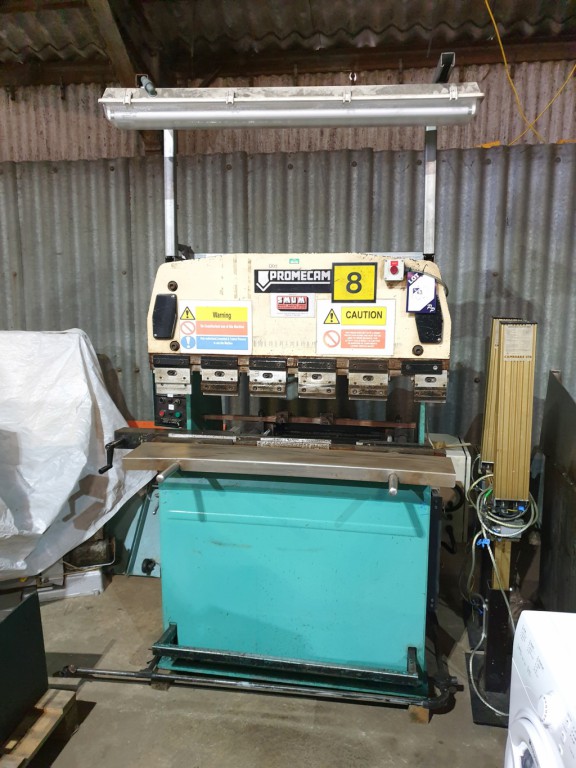 Promecam RG-25-12 hydraulic pressbrake, 25ton capa...
