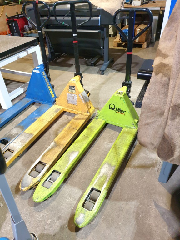 Pramat Lifter GS manual pallet truck, 2200kg cap (...