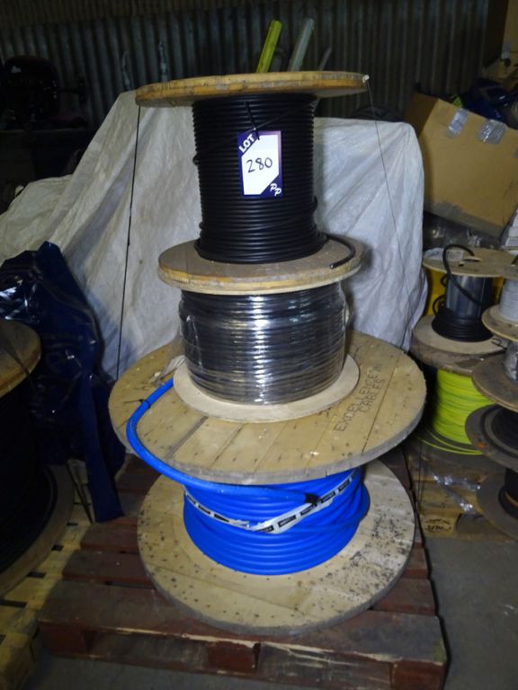 Qty various multicore cable on pallet - Located at...
