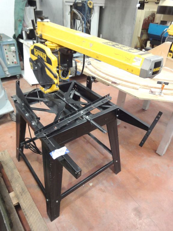 Dewalt DW721 A2 table saw, 250mm dia blade, 240v (...