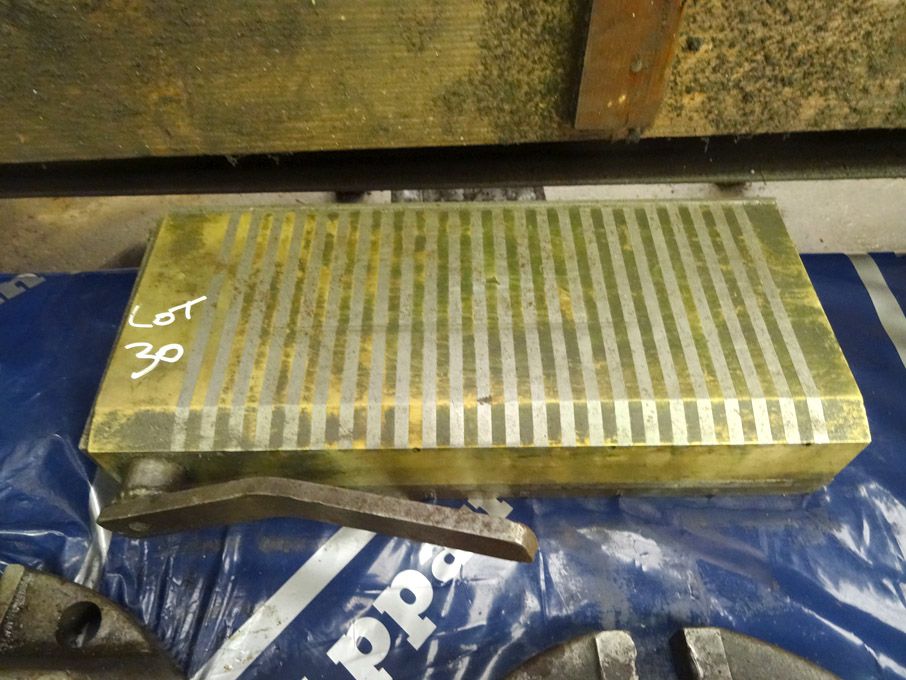 360x160mm mag chuck - Lot Located at: Whaley Bridg...