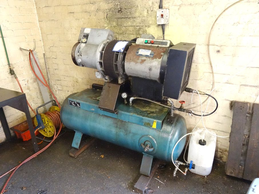 Hydrovane 2000 Model 30AV rotary air compressor mo...
