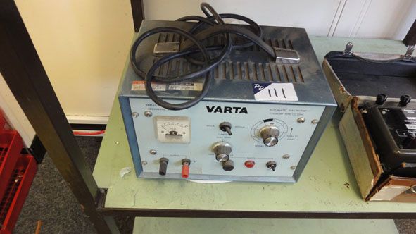 Varta CC306C automatic electronic charger