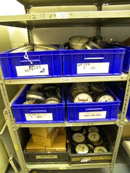 Large Qty various Burdenberg pressure gauges
