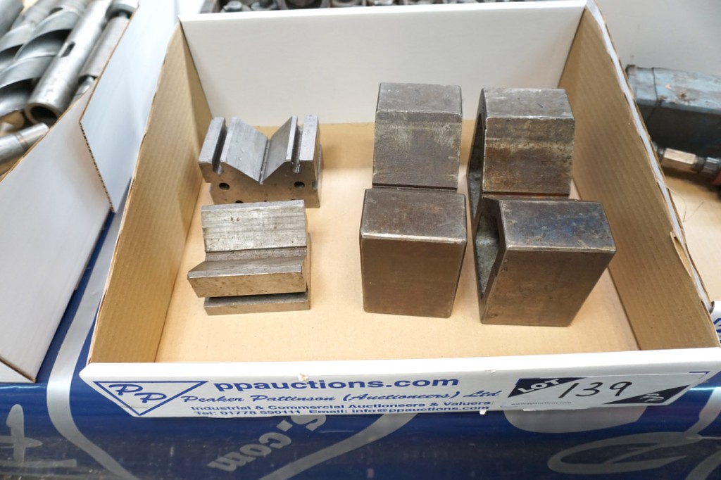 4x various size Vee blocks