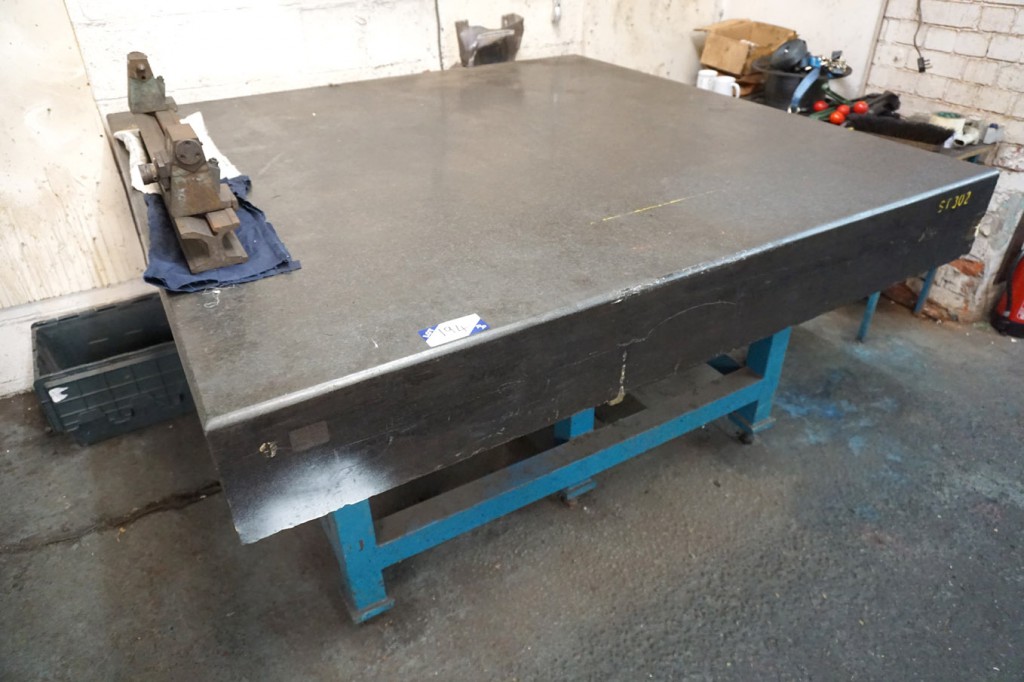 1800x1800mm granite surface table
