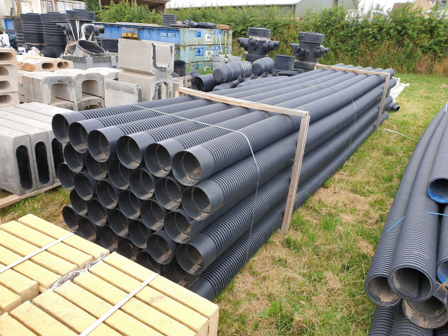 36x RB150 black plastic rigid electric cable ducti...