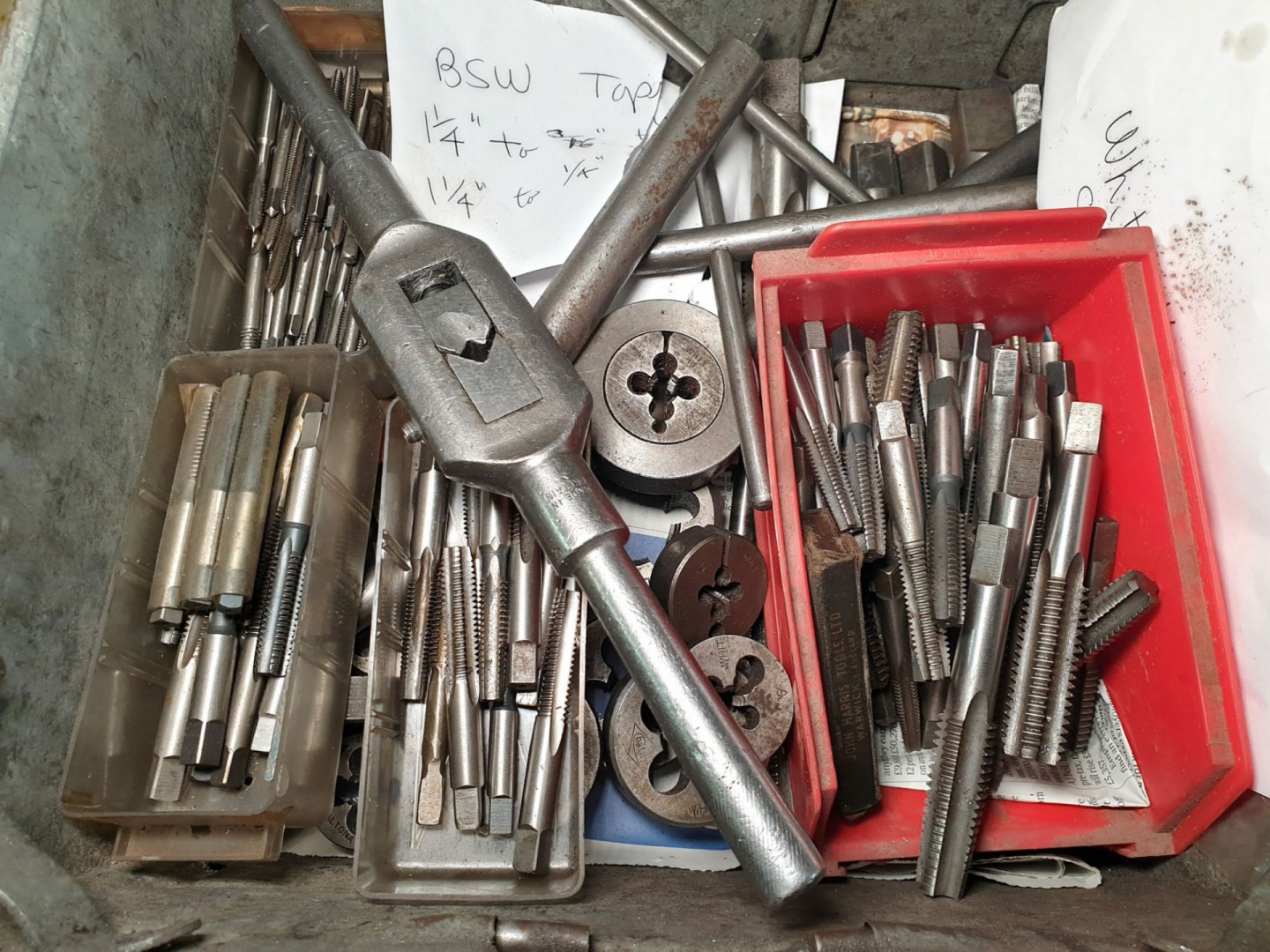 Qty various HSS taps & dies, BSW etc 1 1/4" to 3/1...