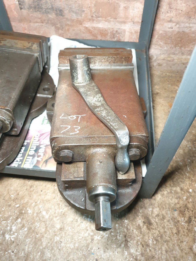 6" machine vice