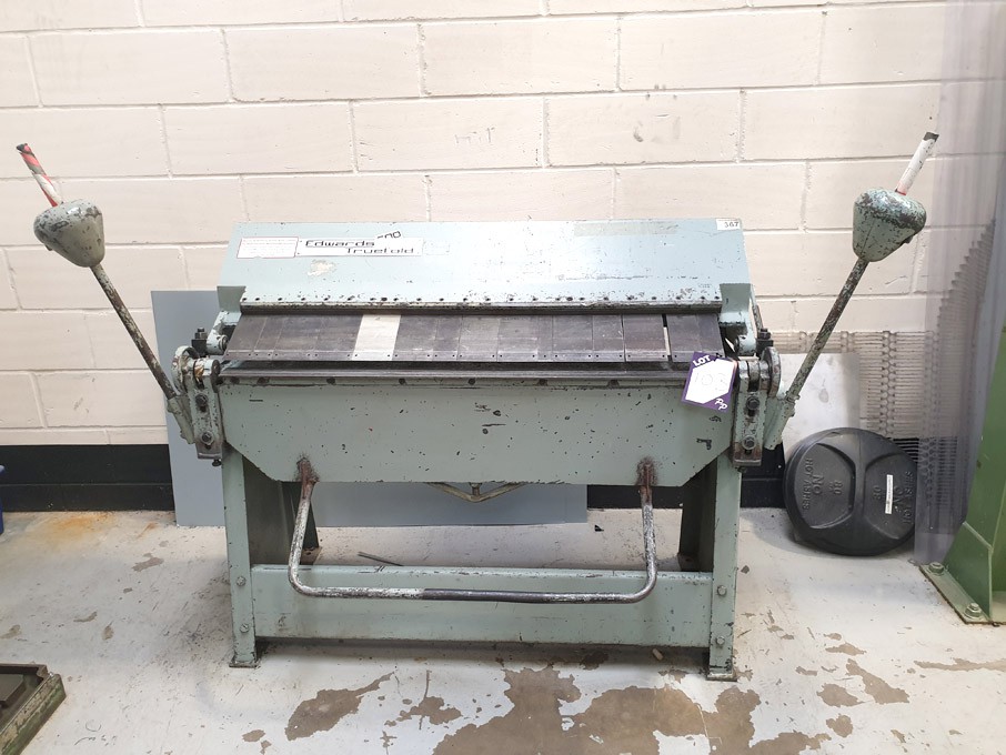 Edwards Truefold box & pan folder, 50" wide capaci...