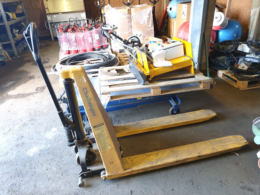 Challenger manual high lift pallet truck, 1000kg c...