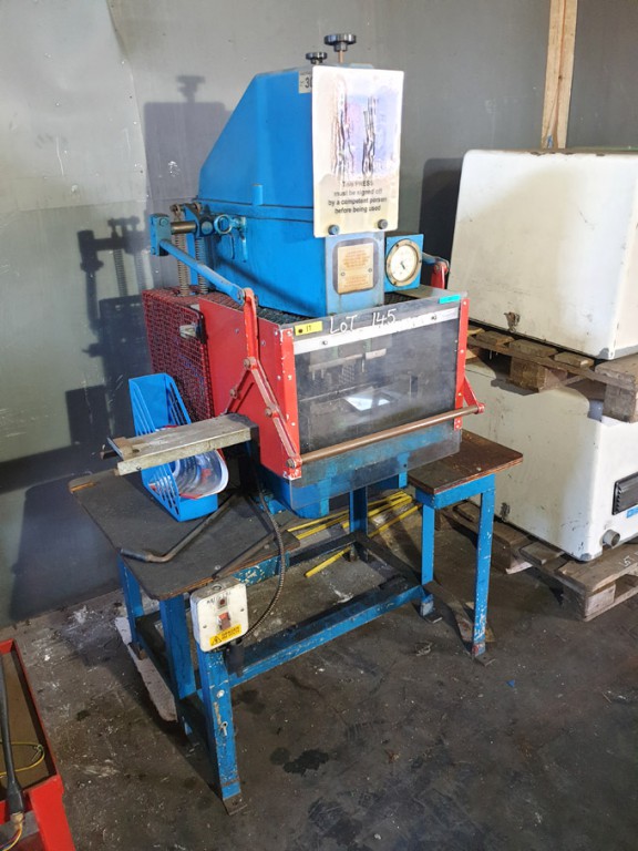 Hare type 5BS hydraulic press on bench with guards