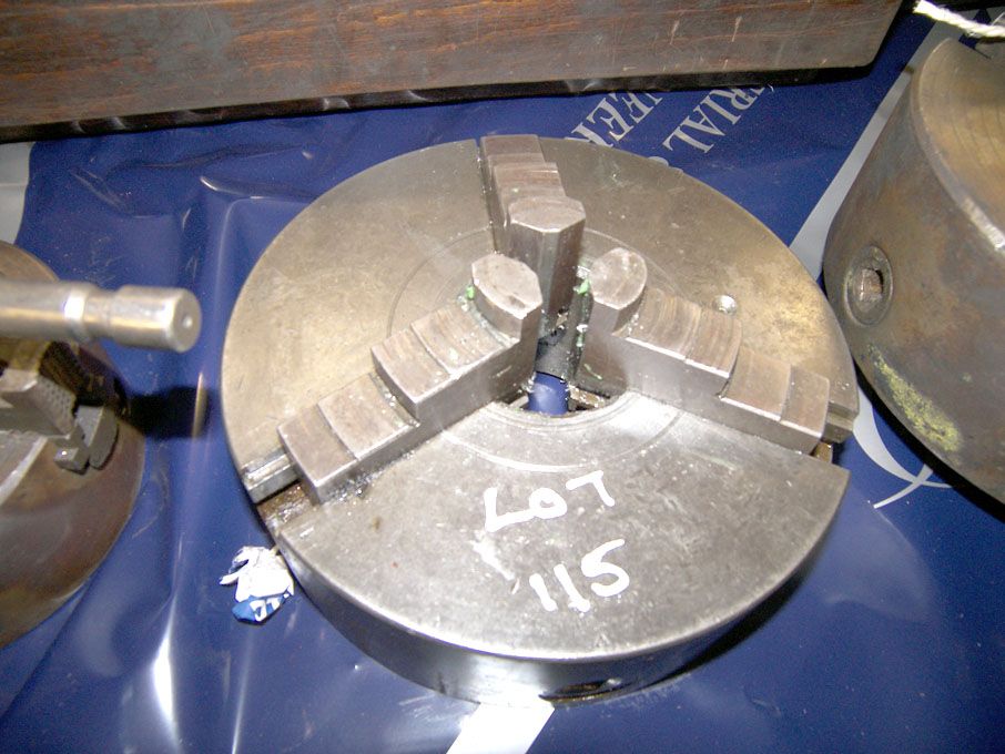 Similar 230mm 3 jaw chuck