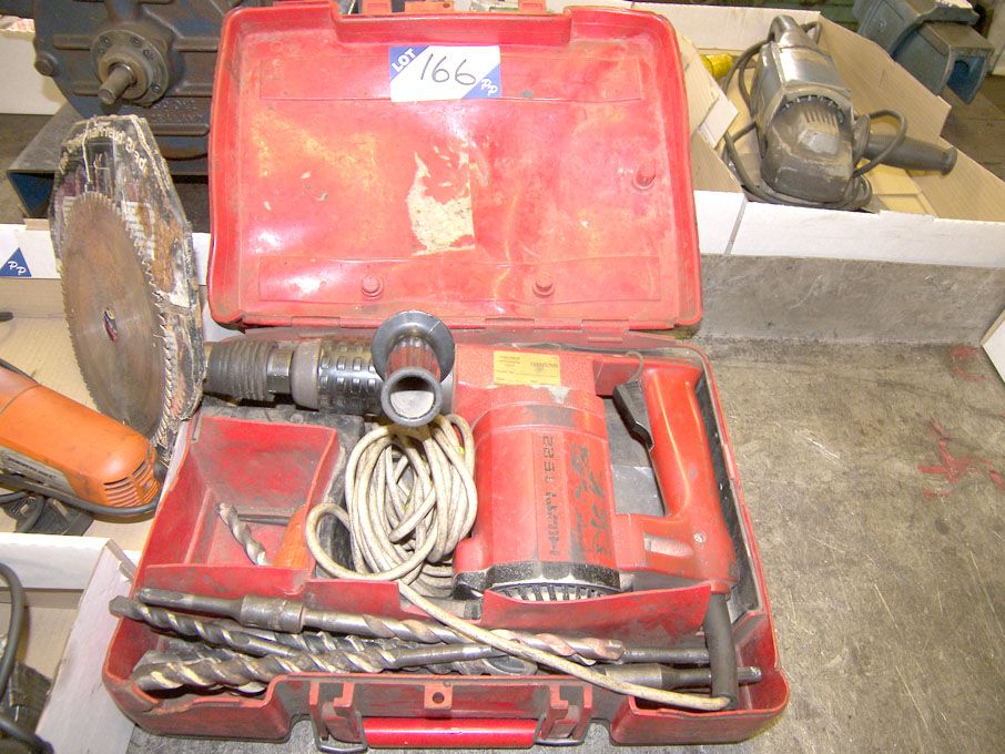 Hilti TE22 SDS drill in case, 110v