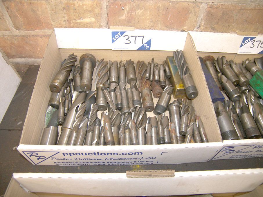 Qty HSS end mills, slot drills to 1 1/4" approx