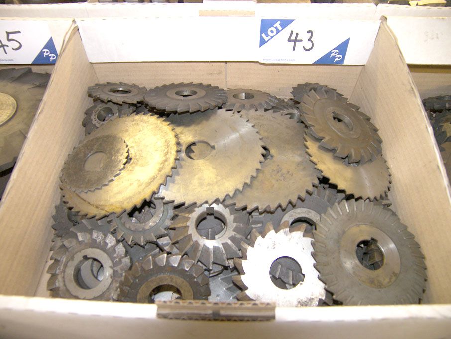 Qty HSS side & face milling cutters to 5" approx