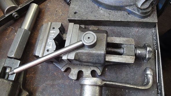 80mm toggle action machine vice