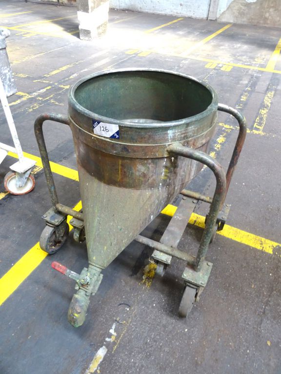 Mobile storage vessel with outlet, 500mm dia.